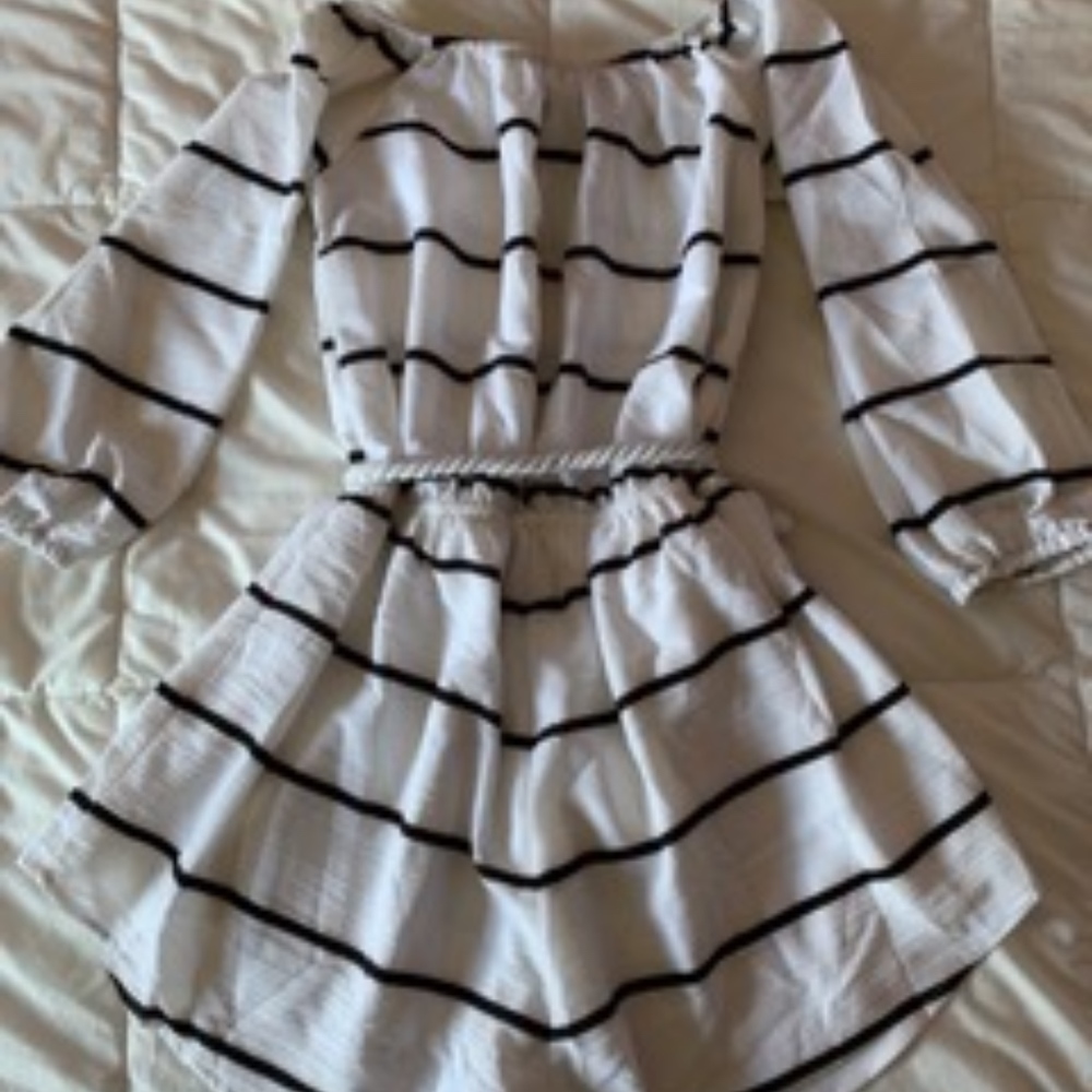 Romper - Picture 4 of 4